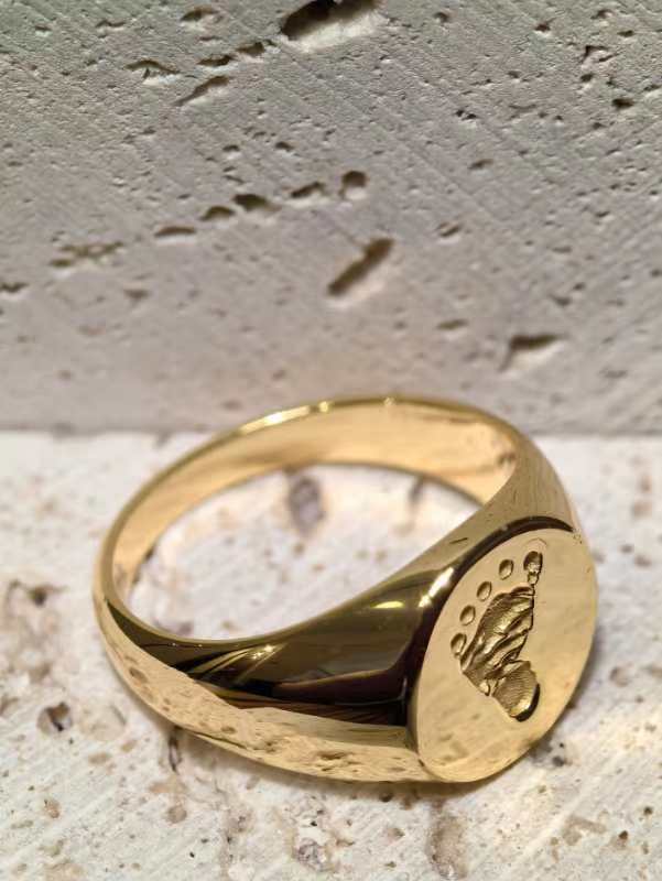 18K Gold Vermeil footprint 3D deep engraved ring 