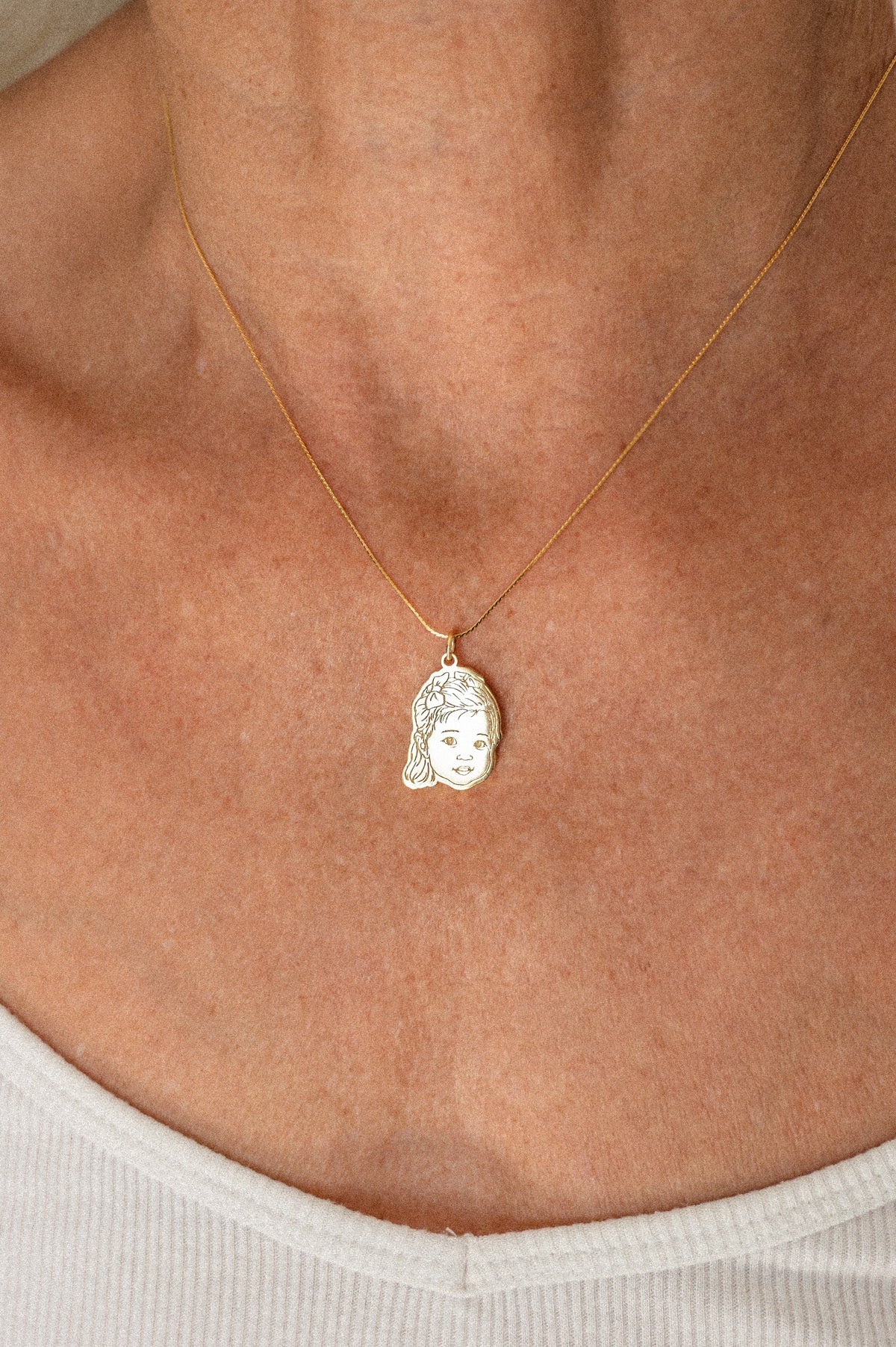 The Cherished Portrait Necklace | Rolo Chain